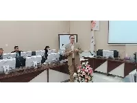 نشست علمی و خبری 4